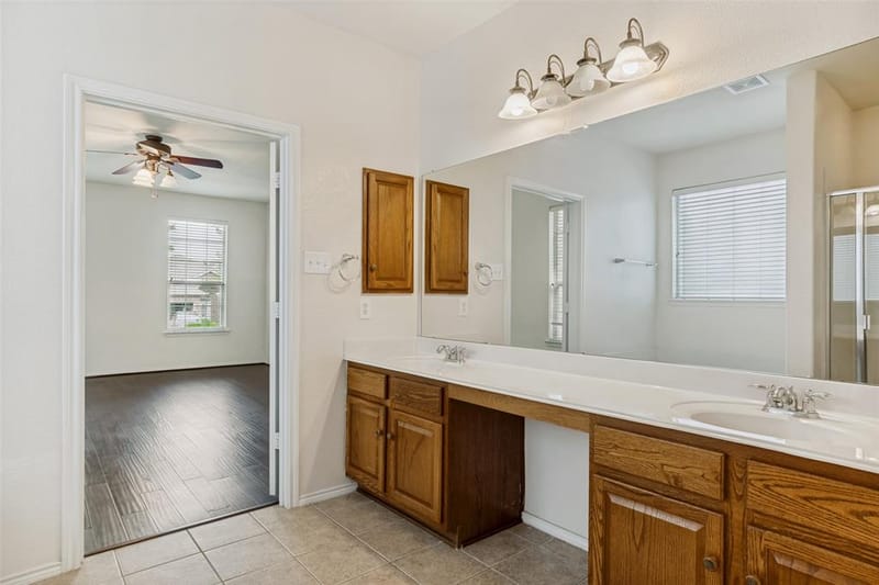 1926 Rustic Creek Drive, Garland TX 75040 - Photo 14