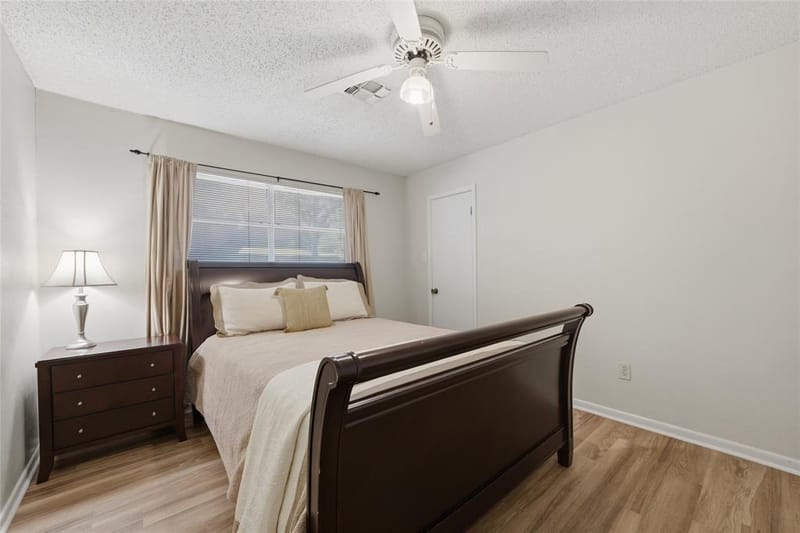 8240 Forest Ridge Drive, Woodway TX 76712 - Photo 13