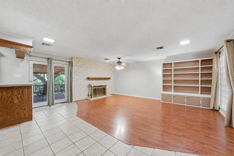 8240 Forest Ridge Drive, Woodway TX 76712 - Photo 7