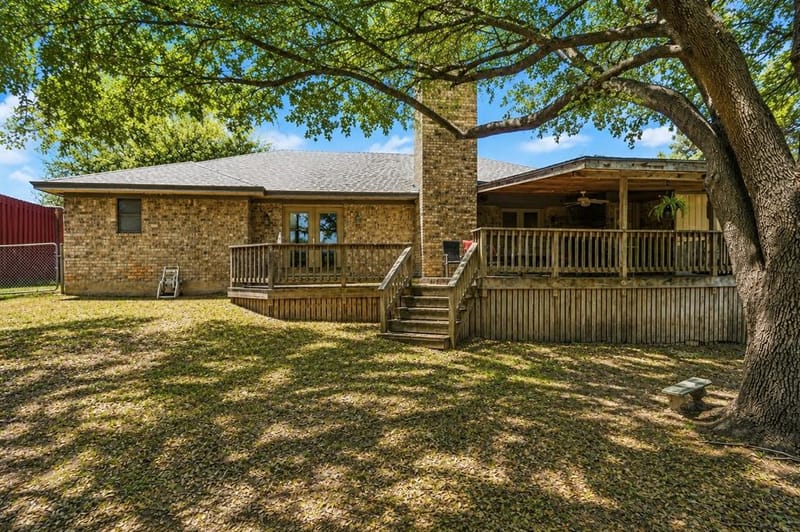 8240 Forest Ridge Drive, Woodway TX 76712 - Photo 21