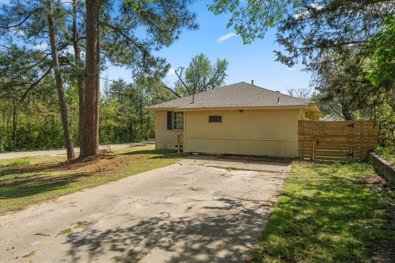 613 Graham Street, Mineola TX 75773 - Photo 6