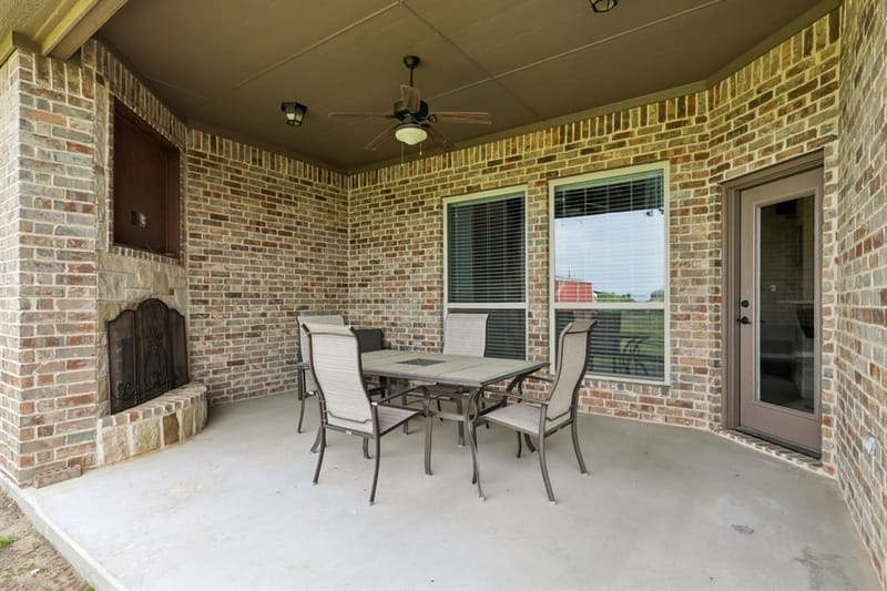 1020 Jesse James Lane, Springtown TX 76082 - Photo 29