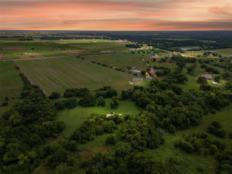 167 Hcr 4105, Covington TX 76636 - Photo 16