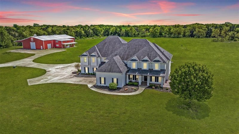 6100 Old Clarksville Road, Reno TX 75462