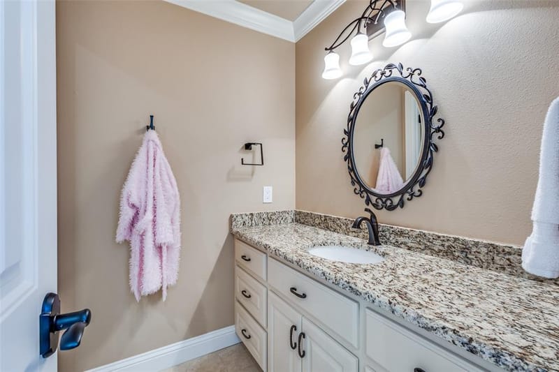 6100 Old Clarksville Road, Reno TX 75462 - Photo 33