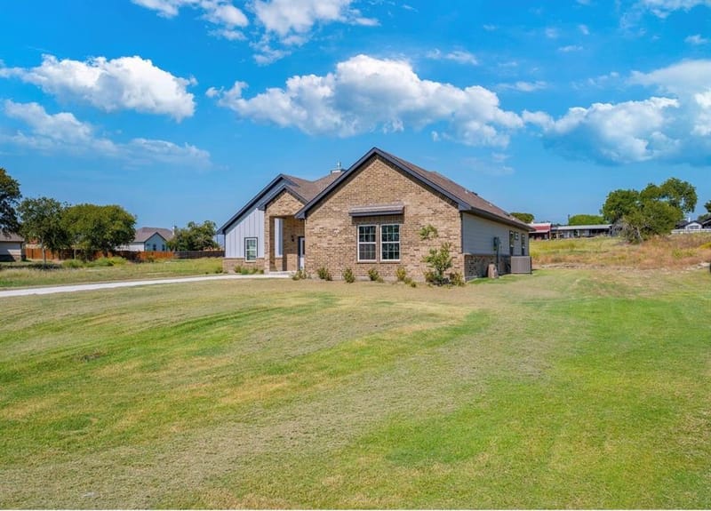 1013 Don Eve Court, Azle TX 76020 - Photo 4