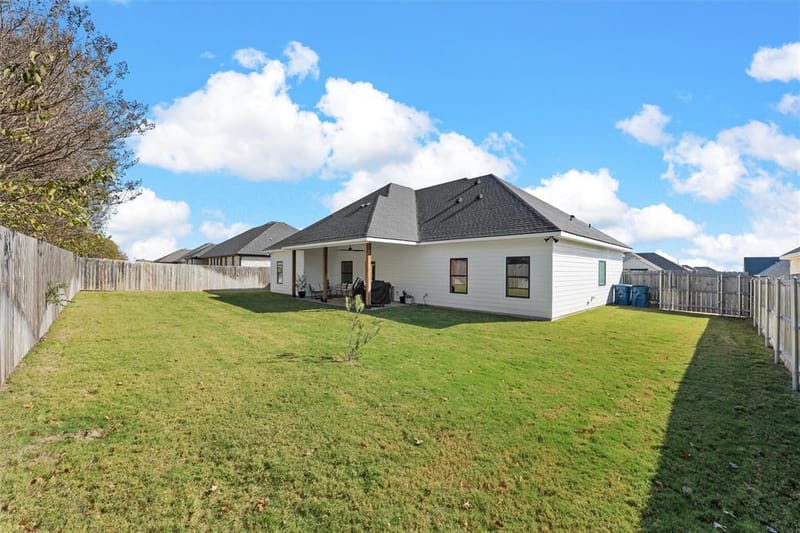 905 Day Star Drive, Hewitt TX 76643 - Photo 24