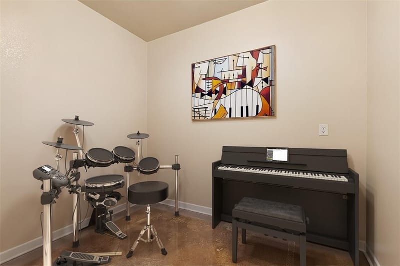 1402 Lakeview Boulevard, Denton TX 76208 - Photo 26