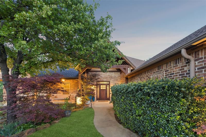 1402 Lakeview Boulevard, Denton TX 76208 - Photo 4