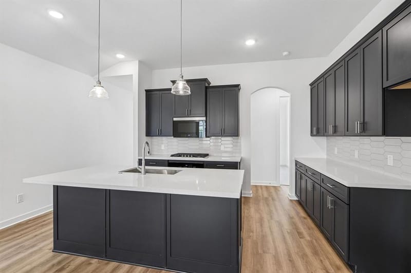 8708 Treeline Parkway, Justin TX 76247 - Photo 9