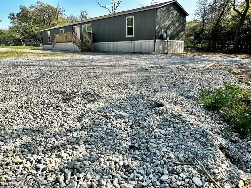 353 Conastoga Road, Valley View TX 76272 - Photo 4