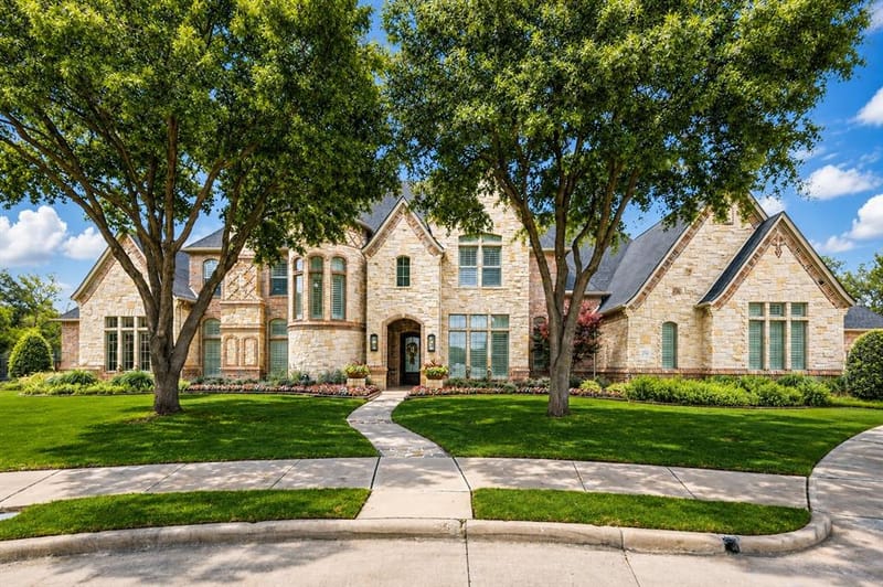 2216 Yeargain Court, Southlake TX 76092