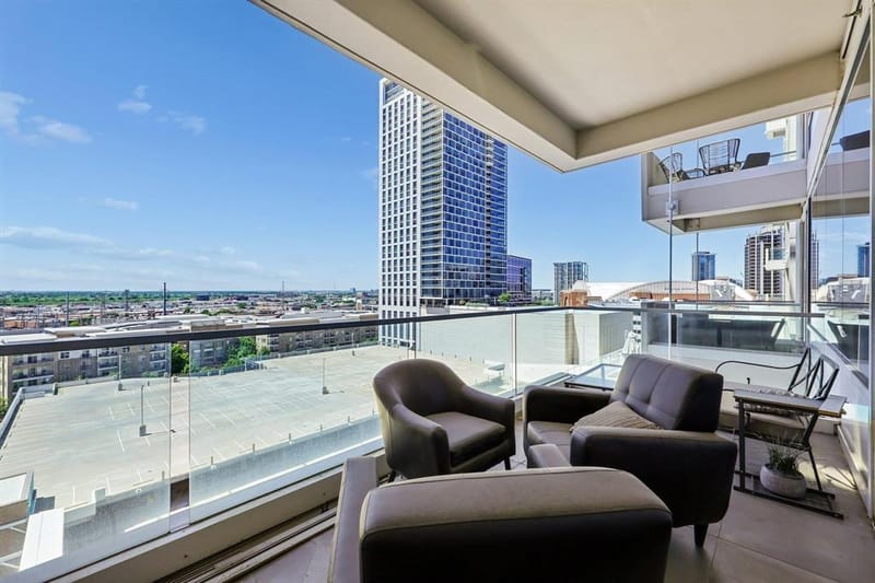 2408 Victory Park Lane # 832, Dallas TX 75219 - Photo 22