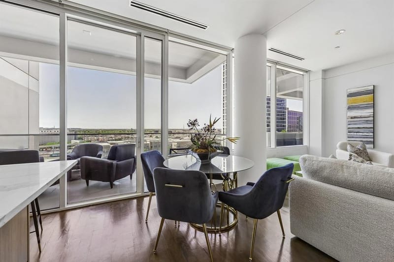 2408 Victory Park Lane # 832, Dallas TX 75219 - Photo 15