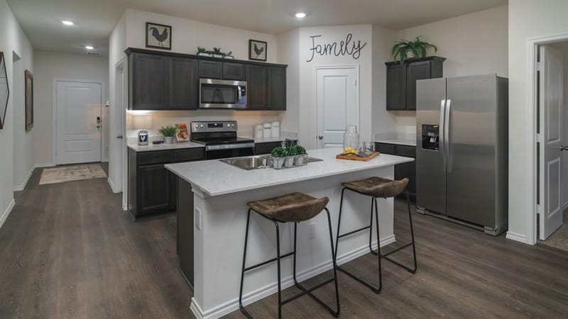 1006 Barton Drive, Ennis TX 75119 - Photo 16