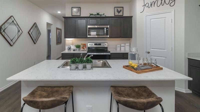 1006 Barton Drive, Ennis TX 75119 - Photo 14