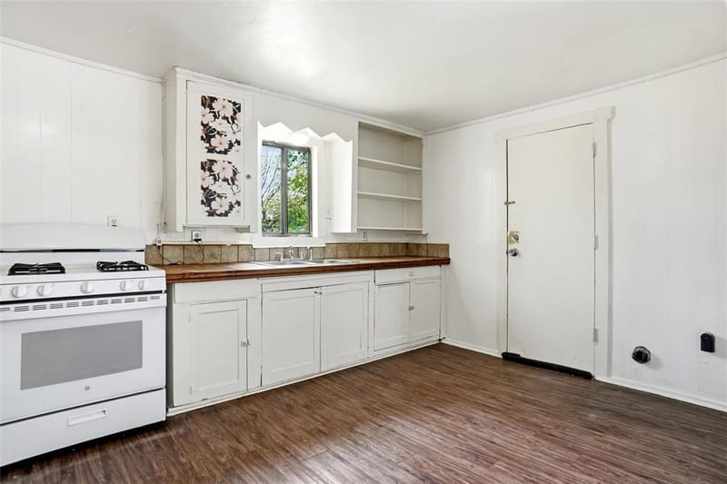 506 Bluebonnet Street, Aubrey TX 76227 - Photo 9