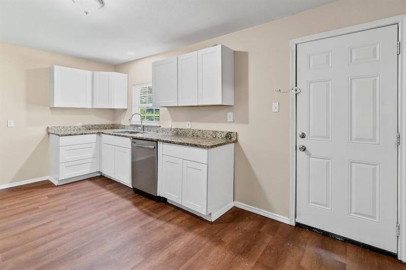 1704 Langford Street, Greenville TX 75401 - Photo 6