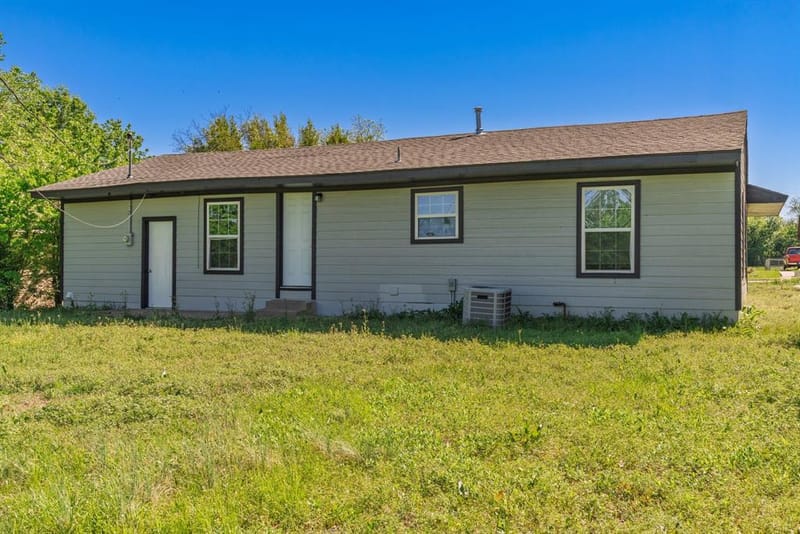 1704 Langford Street, Greenville TX 75401 - Photo 36