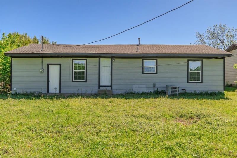 1704 Langford Street, Greenville TX 75401 - Photo 34