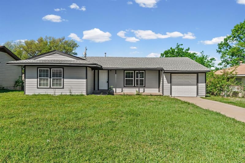 1704 Langford Street, Greenville TX 75401 - Photo 31