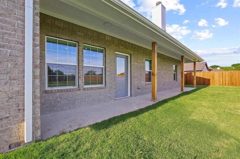 903 W Cardinal Street, Ector TX 75439 - Photo 30