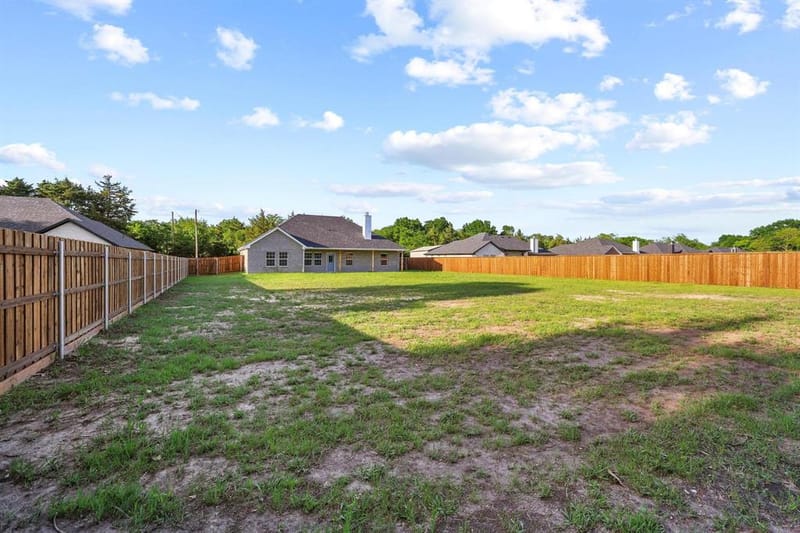 903 W Cardinal Street, Ector TX 75439 - Photo 33