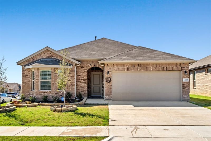 1201 Shackleford Lane, Weatherford TX 76087 - Photo 3