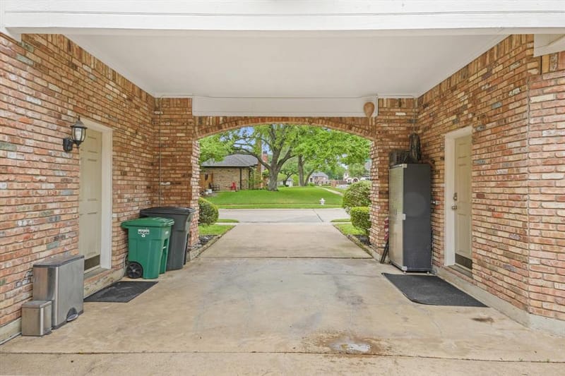 626 Creekbend Drive, Mesquite TX 75149 - Photo 34