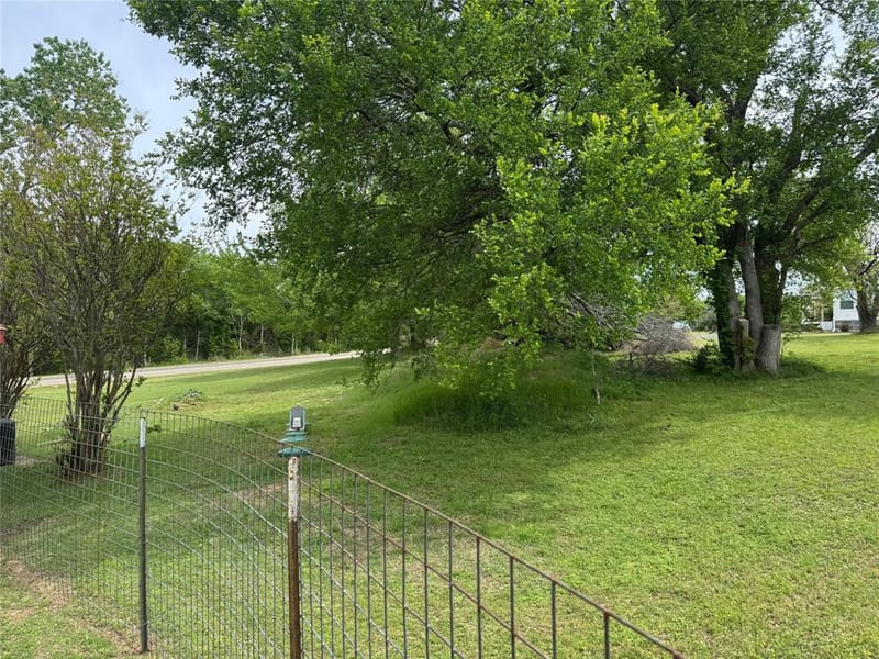 12745 Fm 274, Ravenna TX 75476 - Photo 5