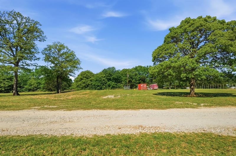 10642 Fm 902, Collinsville TX 76233 - Photo 36