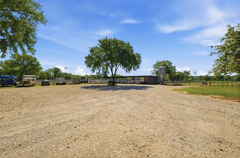10642 Fm 902, Collinsville TX 76233 - Photo 30
