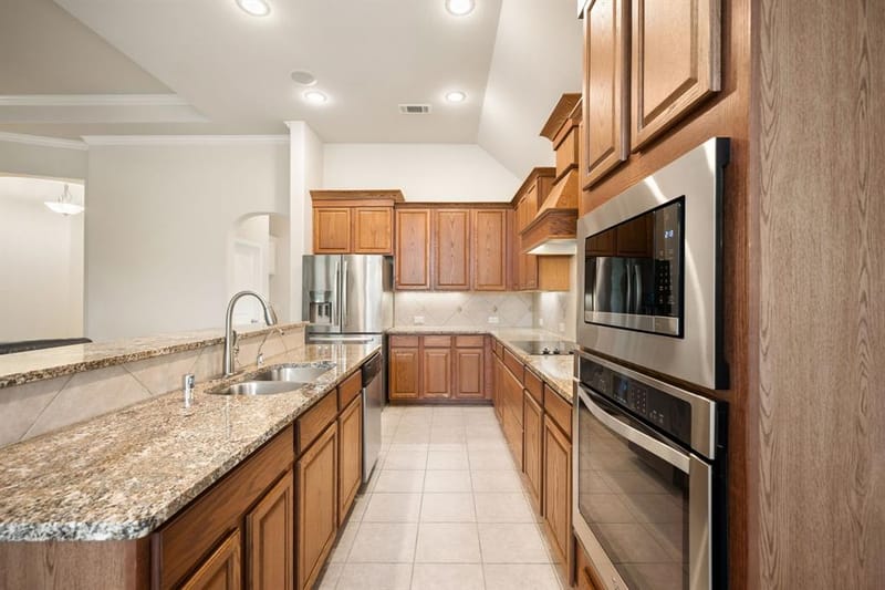 1208 Isabella Lane, Savannah TX 76227 - Photo 9