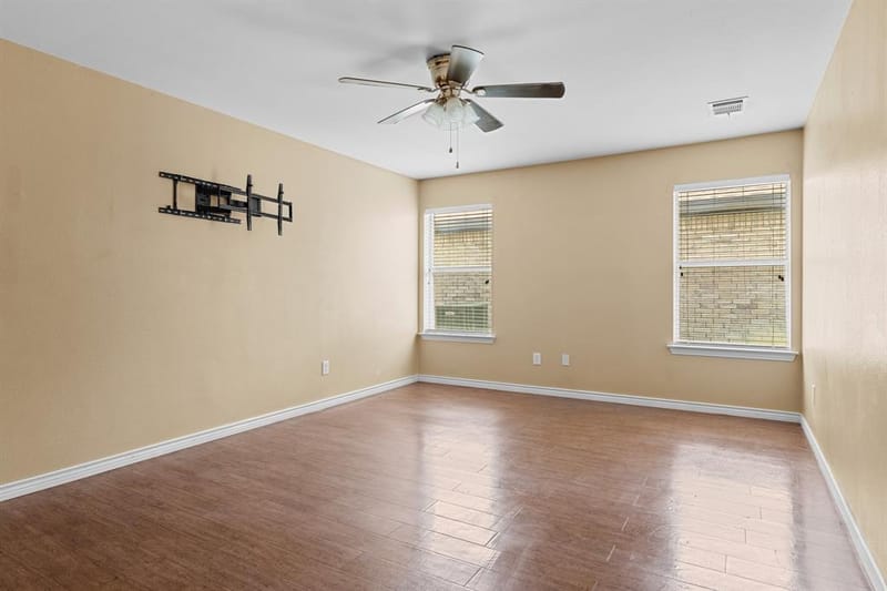 100 Lipan Street, Greenville TX 75402 - Photo 27