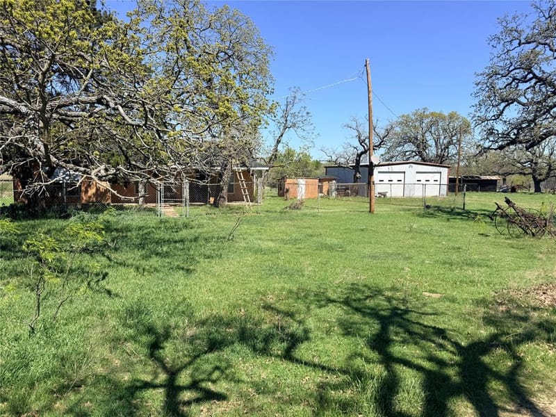 421 Erwin, Jacksboro TX 76458 - Photo 7