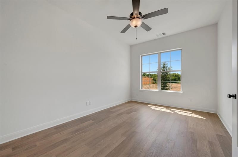 1908 Mitchell Drive, Van Alstyne TX 75495 - Photo 6