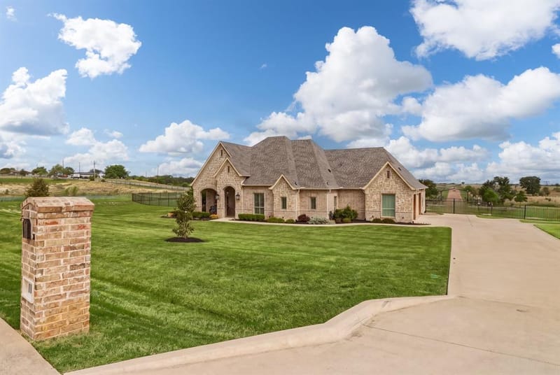 108 Bearclaw Circle, Aledo TX 76008 - Photo 2