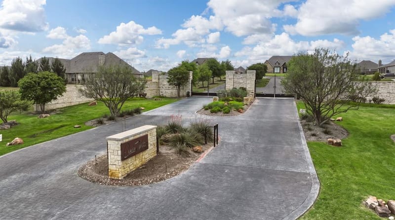 108 Bearclaw Circle, Aledo TX 76008 - Photo 3