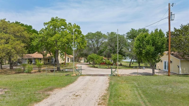 251 Dunn Drive, Palo Pinto TX 76484 - Photo 7