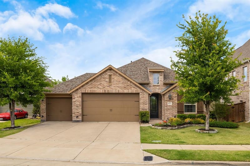 813 Esk Avenue, Celina TX 75009 - Photo 2