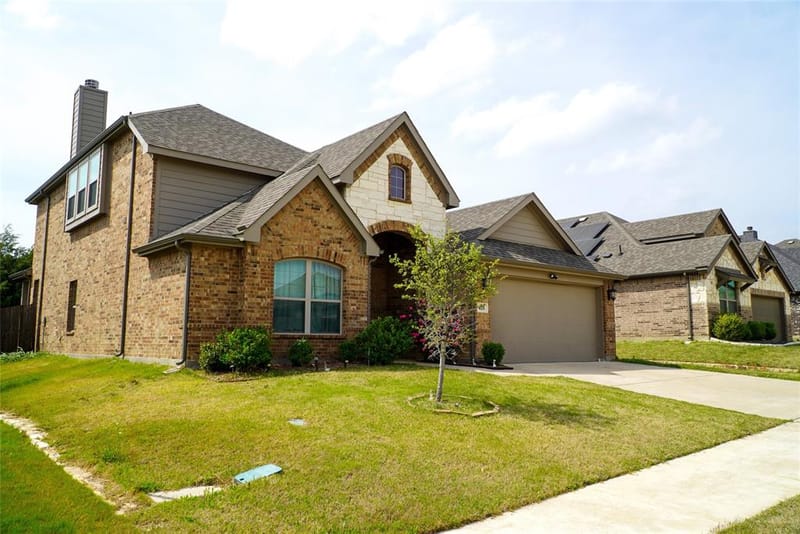 428 Molly Lane, Keene TX 76059 - Photo 2