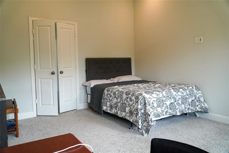 428 Molly Lane, Keene TX 76059 - Photo 14