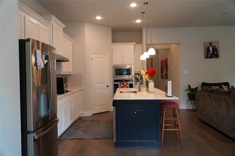 428 Molly Lane, Keene TX 76059 - Photo 8