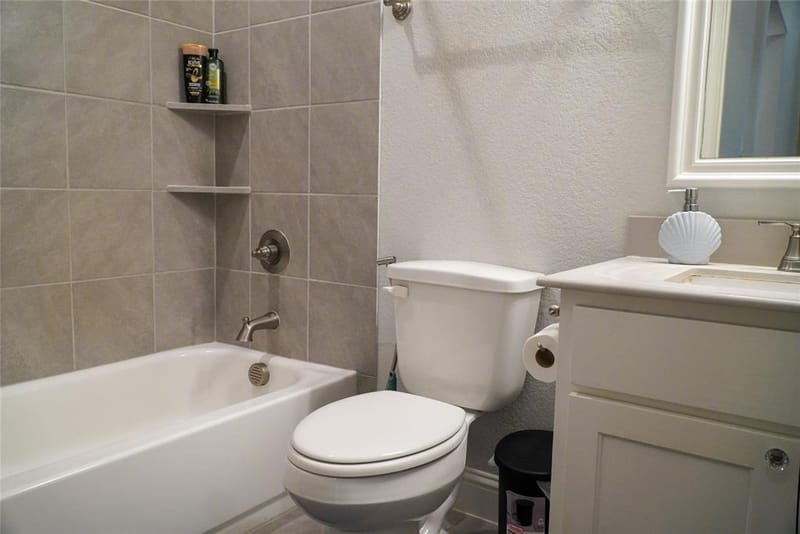 428 Molly Lane, Keene TX 76059 - Photo 21