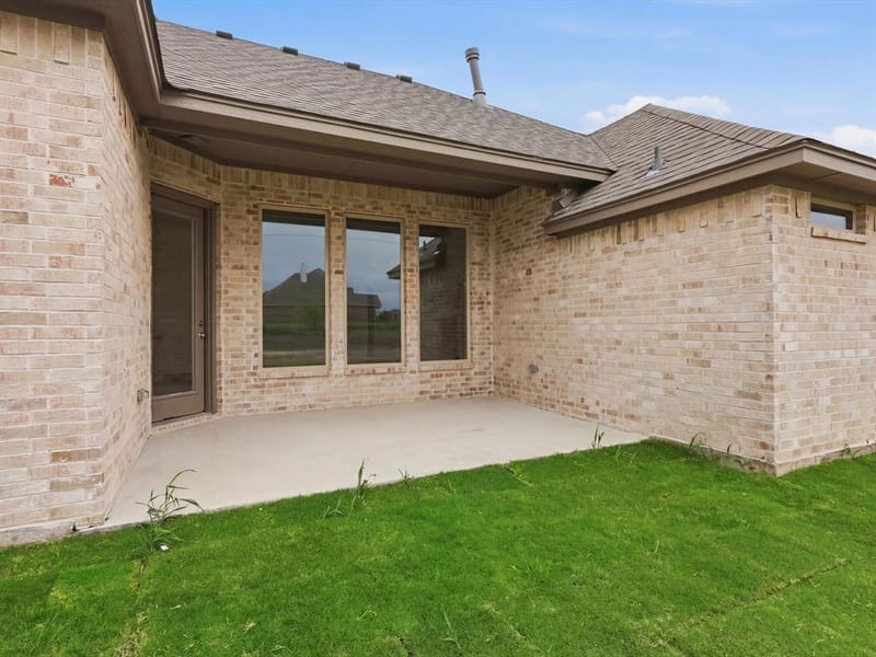 11605 Caracal Drive, Godley TX 76044 - Photo 38