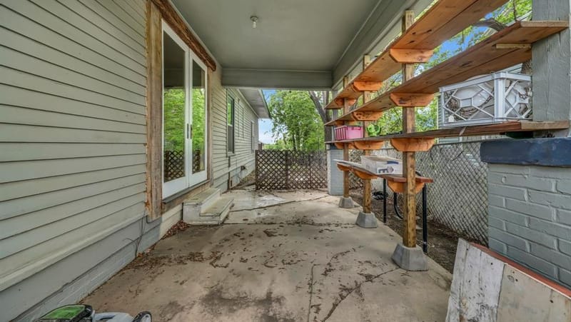 900 E Hubbard Street, Mineral Wells TX 76067 - Photo 12