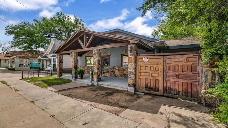 900 E Hubbard Street, Mineral Wells TX 76067 - Photo 5