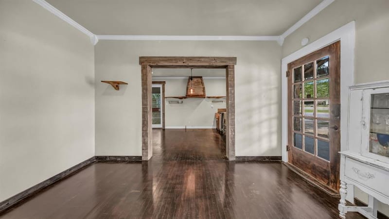 900 E Hubbard Street, Mineral Wells TX 76067 - Photo 9