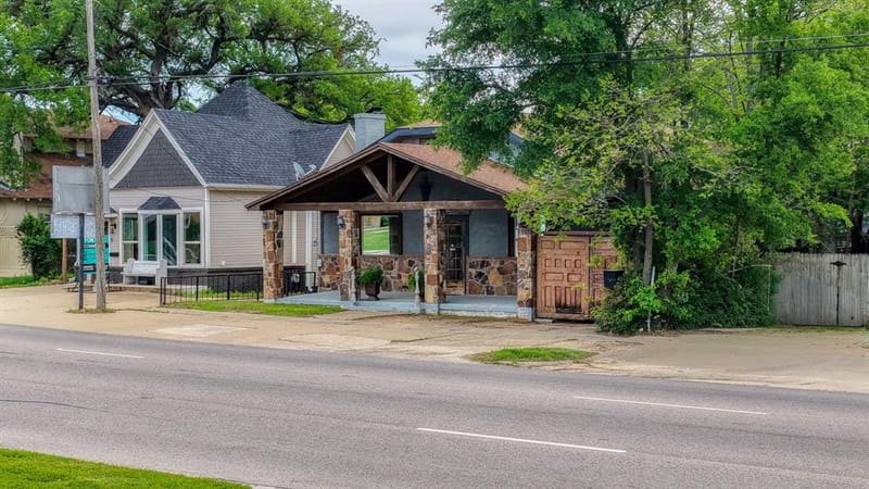 900 E Hubbard Street, Mineral Wells TX 76067 - Photo 11