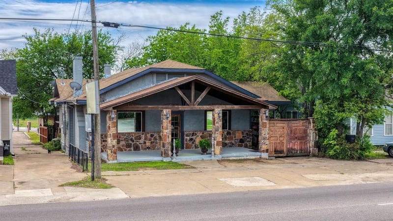 900 E Hubbard Street, Mineral Wells TX 76067 - Photo 25